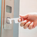 Llavero Antibacteriano Anticontact Riken BLANCO