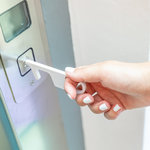 Llavero Antibacteriano Anticontact Riken BLANCO